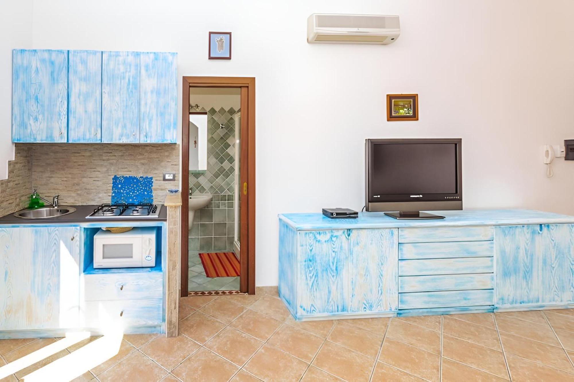 Splendido Appartamento In Pieno Centro Dell'Isola La Maddalena  Kültér fotó